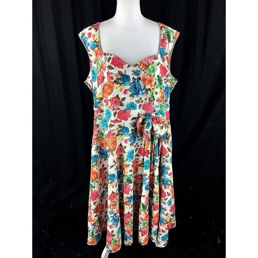 Lindy Bop 50's Inspired Floral Print Dress Size 5XL‎ Sleeveless Fit to Flare Bow